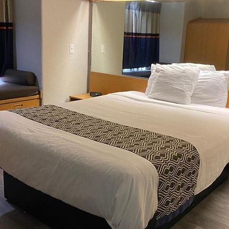 Microtel Inn & Suites By Wyndham Ardmore Esterno foto