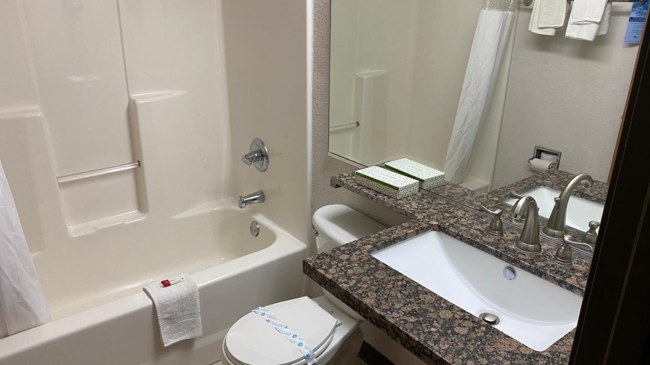 Microtel Inn & Suites By Wyndham Ardmore Esterno foto