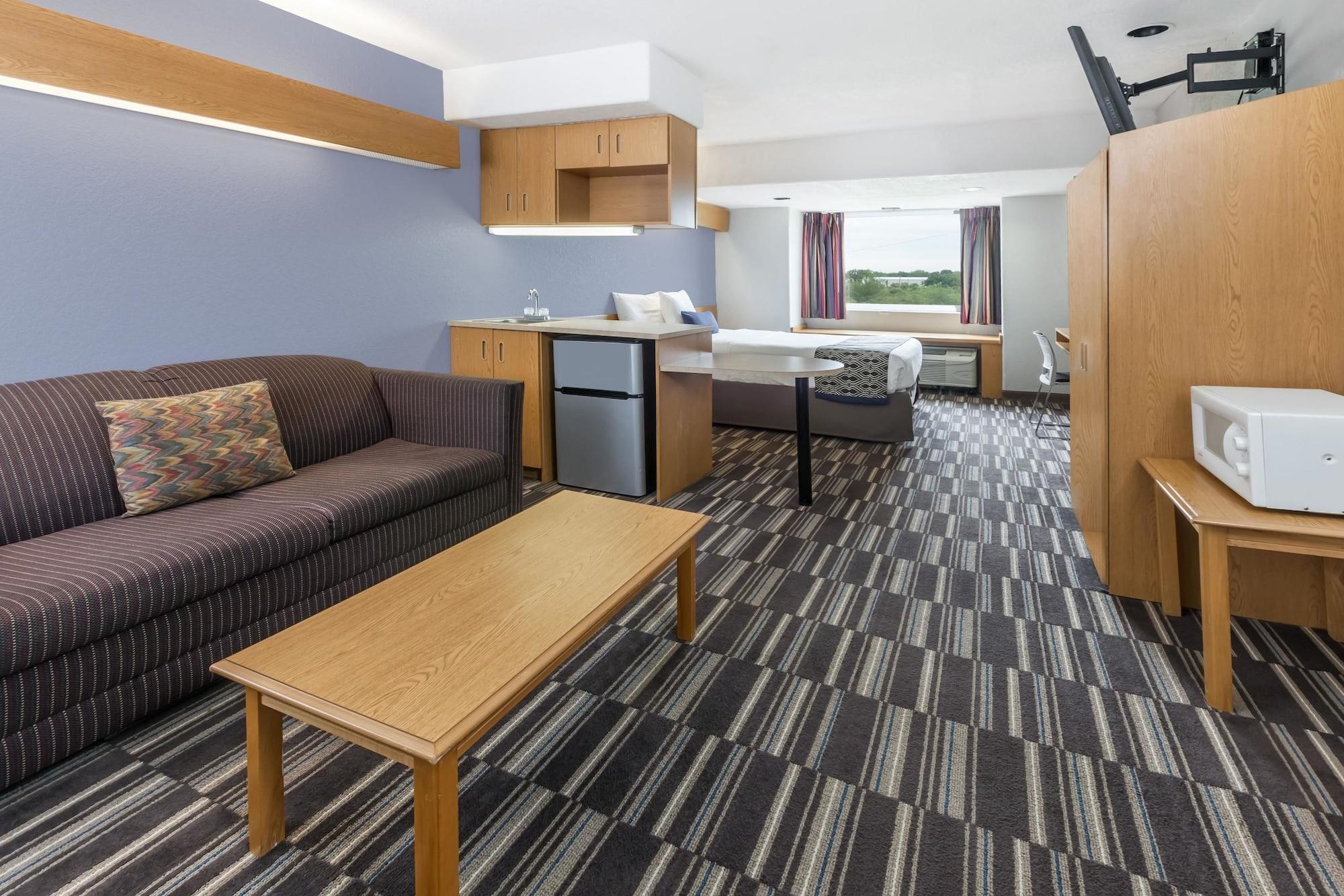 Microtel Inn & Suites By Wyndham Ardmore Esterno foto