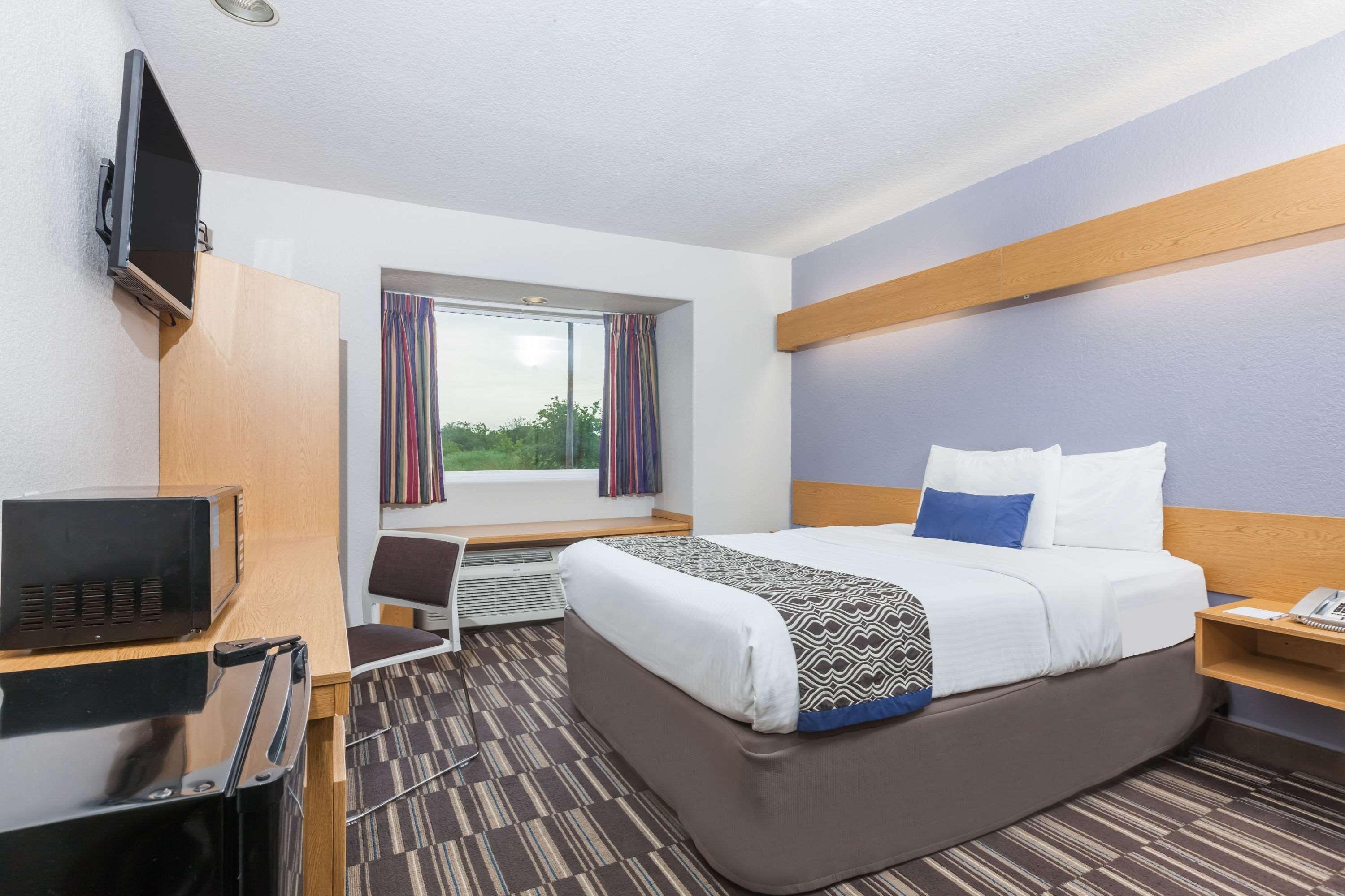 Microtel Inn & Suites By Wyndham Ardmore Esterno foto
