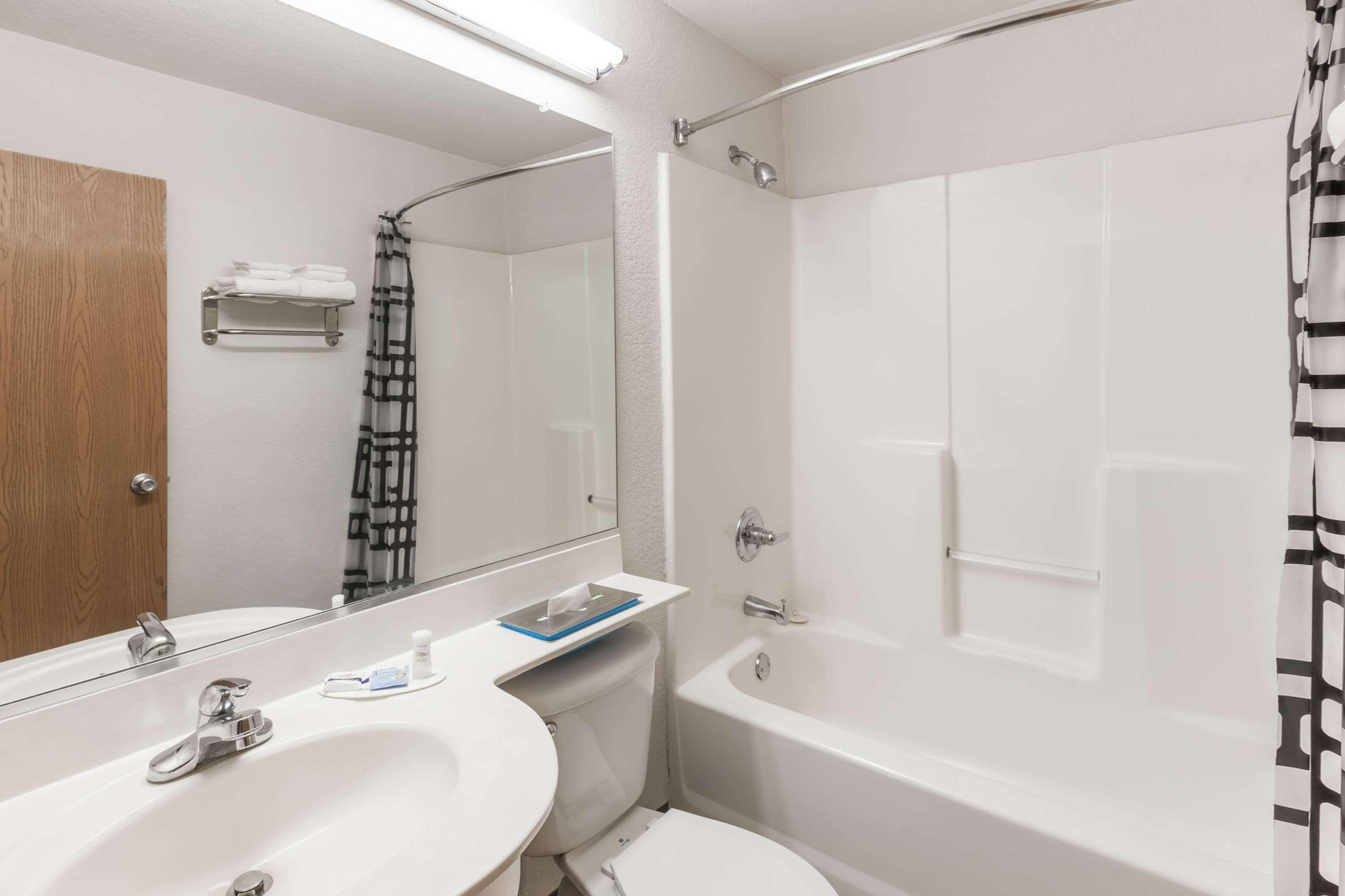 Microtel Inn & Suites By Wyndham Ardmore Esterno foto